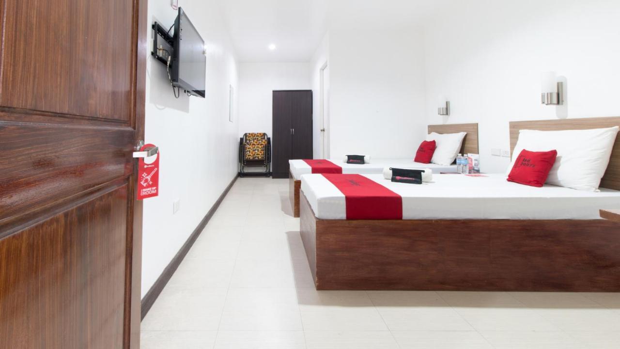 Reddoorz Plus Near Vigan City Commercial Center Exterior photo